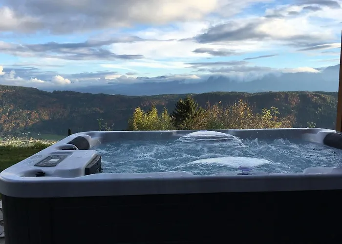 Hébergement de vacances Almchalet Orter In Treffen Am Ossiacher By Interhome *